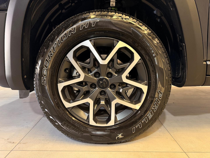 Foto do veículo RAM RAMPAGE  REBEL 2.0 TB CD 4X4 DIESEL AUT. 2024 15.298 KM 201.900,00