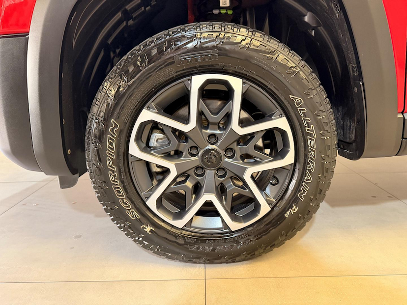 Foto do veículo RAM RAMPAGE  REBEL 2.2 TB CD 4X4 DIESEL AUT. 2025 20.157 KM 199.900,00