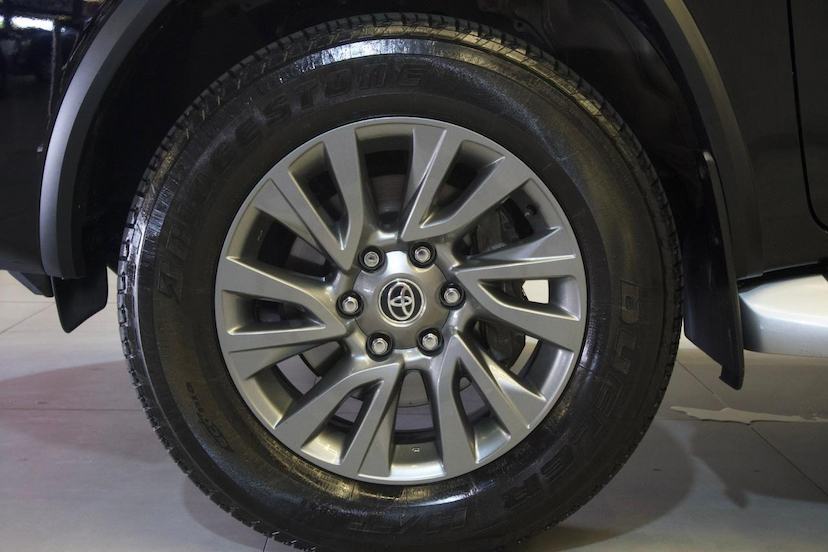 Foto do veículo TOYOTA HILUX  SW4 SRX 4X4 2.8 TDI 16V DIES. AUT. 2022 60.733 KM 269.900,00