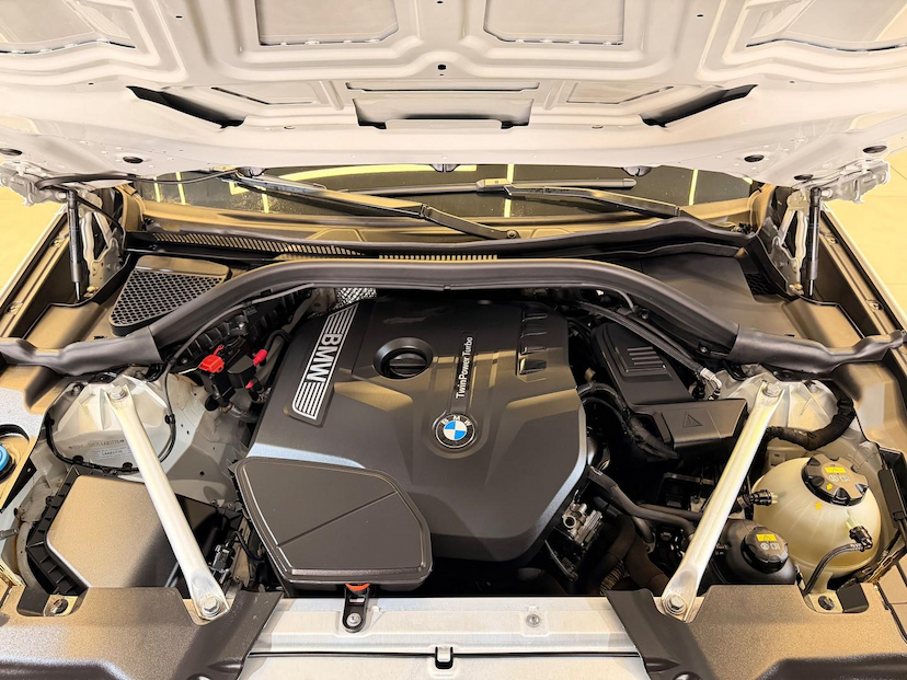 Foto do veículo BMW X4  XDRIVE30I 2020 53.782 KM 252.900,00