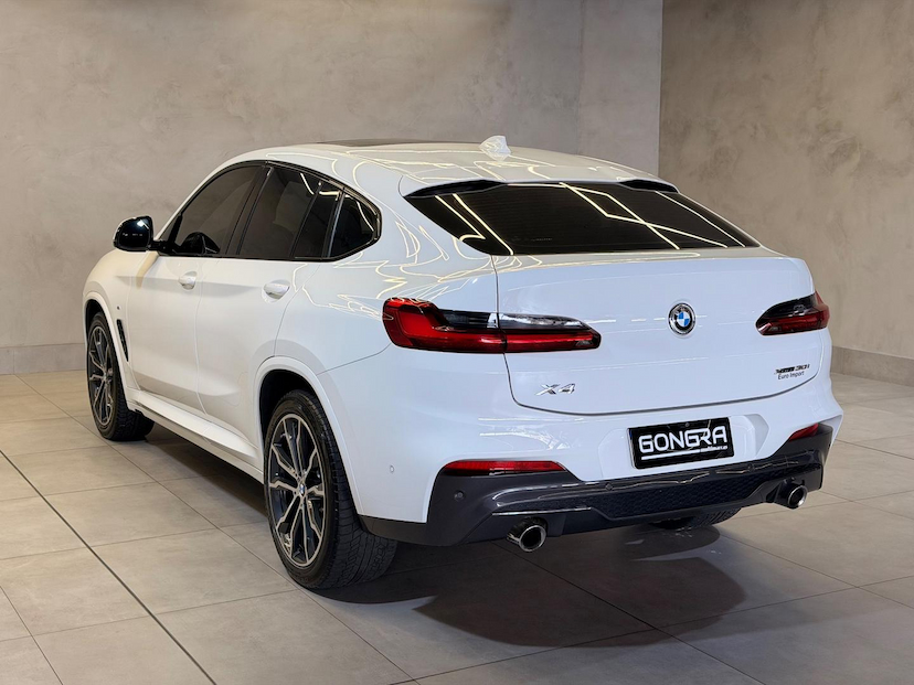 Foto do veículo BMW X4  XDRIVE30I 2020 53.782 KM 252.900,00
