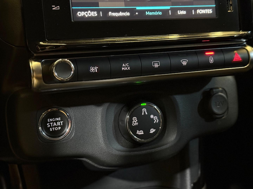 Foto do veículo CITROËN C4 CACTUS C4CACTUS SHINE T 2021 61.393 KM 84.900,00