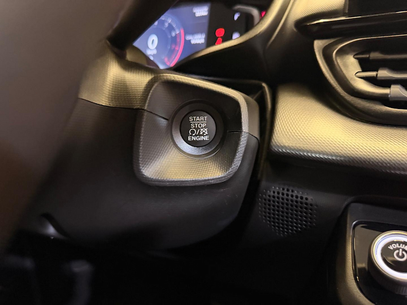 Foto do veículo FIAT FASTBACK  TURBO 270 2023 40.000 KM 116.900,00