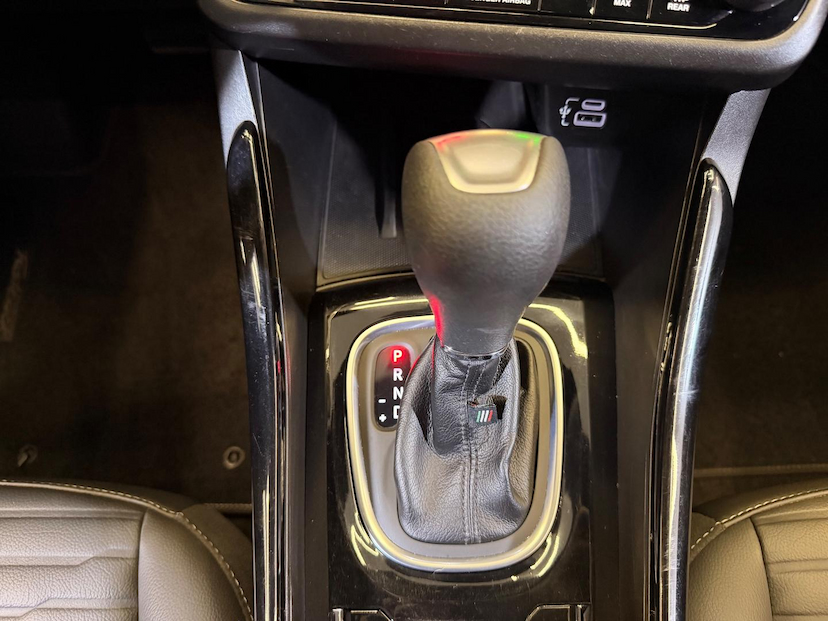 Foto do veículo FIAT FASTBACK  TURBO 270 2023 40.000 KM 116.900,00