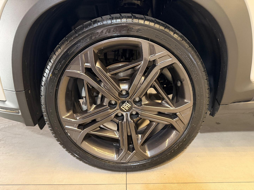 Foto do veículo FIAT FASTBACK  TURBO 270 2023 40.000 KM 116.900,00