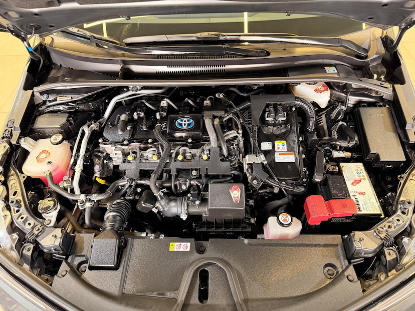 Foto do veículo TOYOTA COROLLA  APREMIUMH 2022 63.261 KM 142.900,00