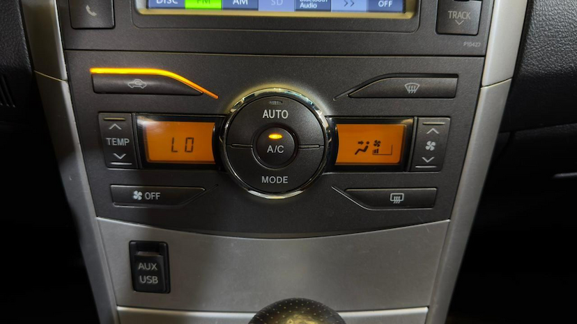 Foto do veículo TOYOTA COROLLA  XRS FLEX 2014 77.100 KM 78.900,00