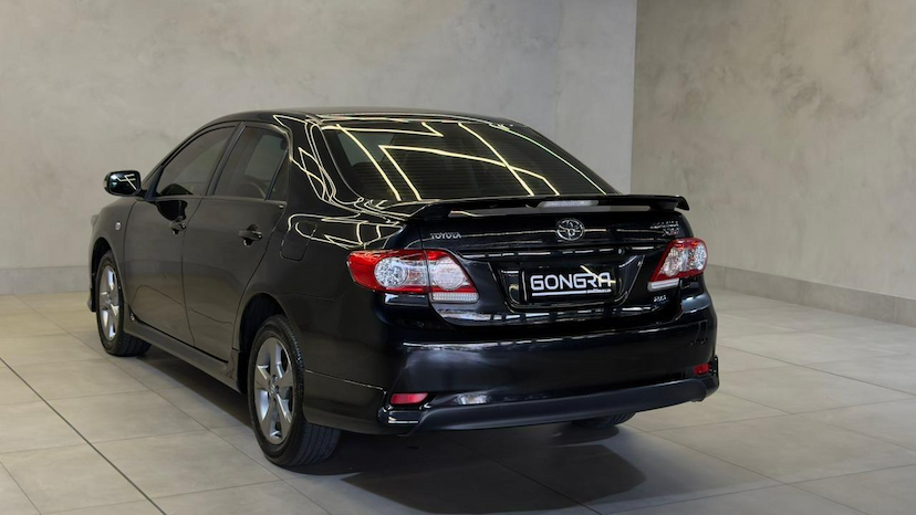 Foto do veículo TOYOTA COROLLA  XRS FLEX 2014 77.100 KM 78.900,00