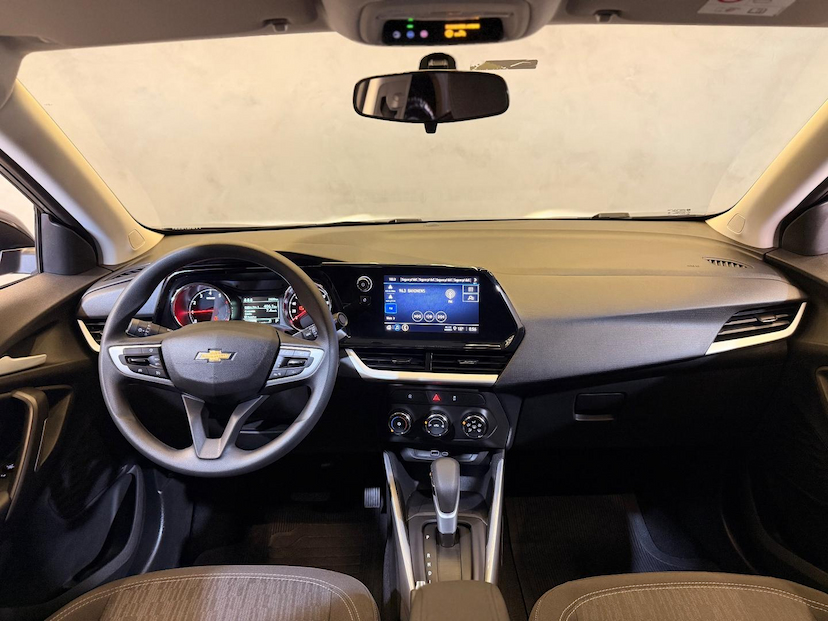 Foto do veículo CHEVROLET TRACKER  TURBO 2026 2.700 KM 115.900,00