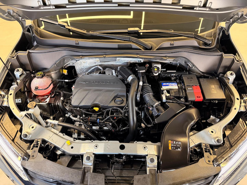 Foto do veículo CHEVROLET TRACKER  TURBO 2026 2.700 KM 115.900,00