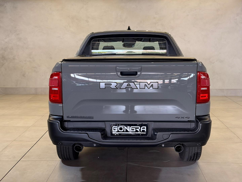 Foto do veículo RAM RAMPAGE  LARAMIE 2.0 GAS 2025 2.906 KM 222.900,00