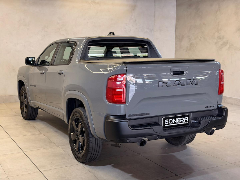 Foto do veículo RAM RAMPAGE  LARAMIE 2.0 GAS 2025 2.906 KM 222.900,00