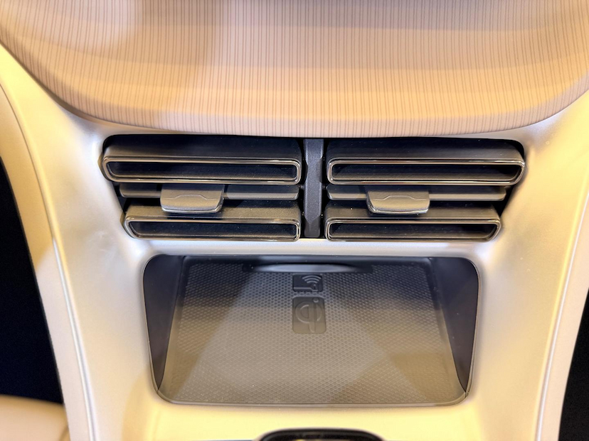 Foto do veículo BYD SONG PLUS  PRO GS DM 2025 9.498 KM 175.900,00