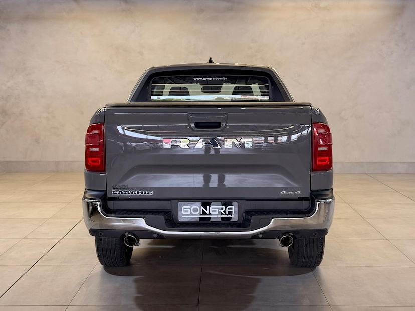 Foto do veículo RAM RAMPAGE  LARAMIE 2.0 GAS 2024 23.950 KM 205.900,00