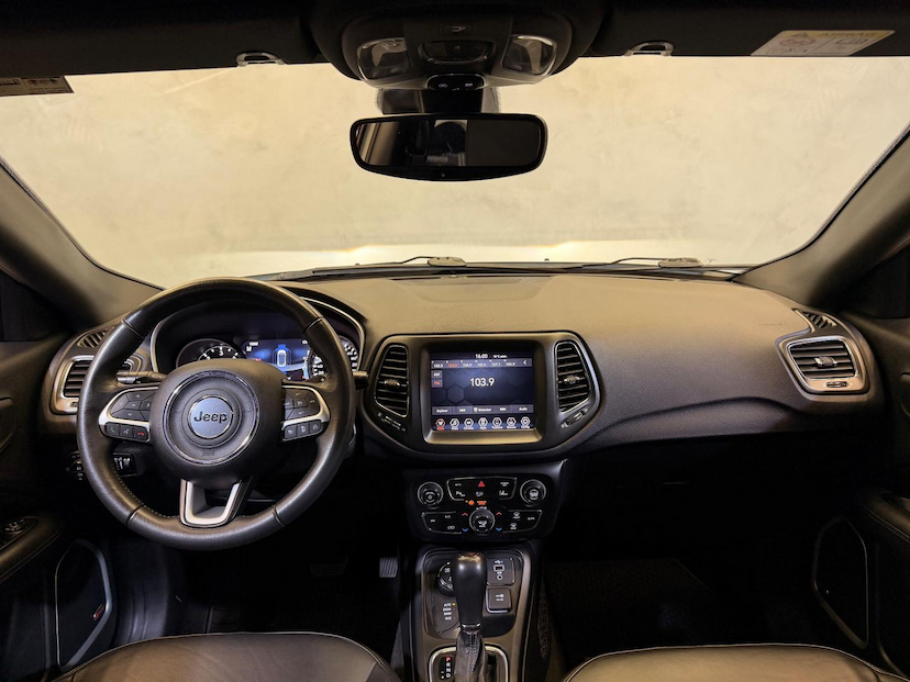 Foto do veículo JEEP COMPASS  S 2.0 4X4 TB 16V DIESEL AUT. 2021 54.587 KM 132.900,00