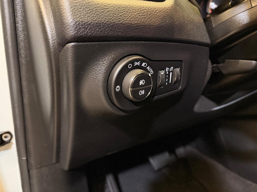 Foto do veículo JEEP COMPASS  S 2.0 4X4 TB 16V DIESEL AUT. 2021 54.587 KM 132.900,00