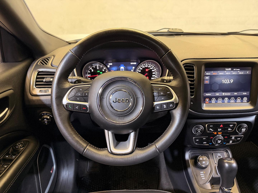 Foto do veículo JEEP COMPASS  S 2.0 4X4 TB 16V DIESEL AUT. 2021 54.587 KM 132.900,00