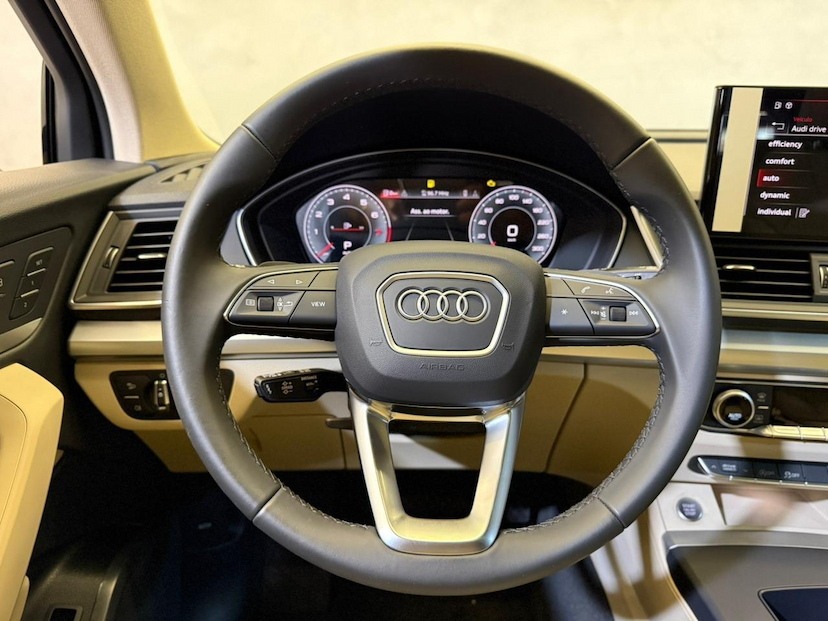 Foto do veículo AUDI Q5  2.0 TFSI 2025 50 KM 369.900,00