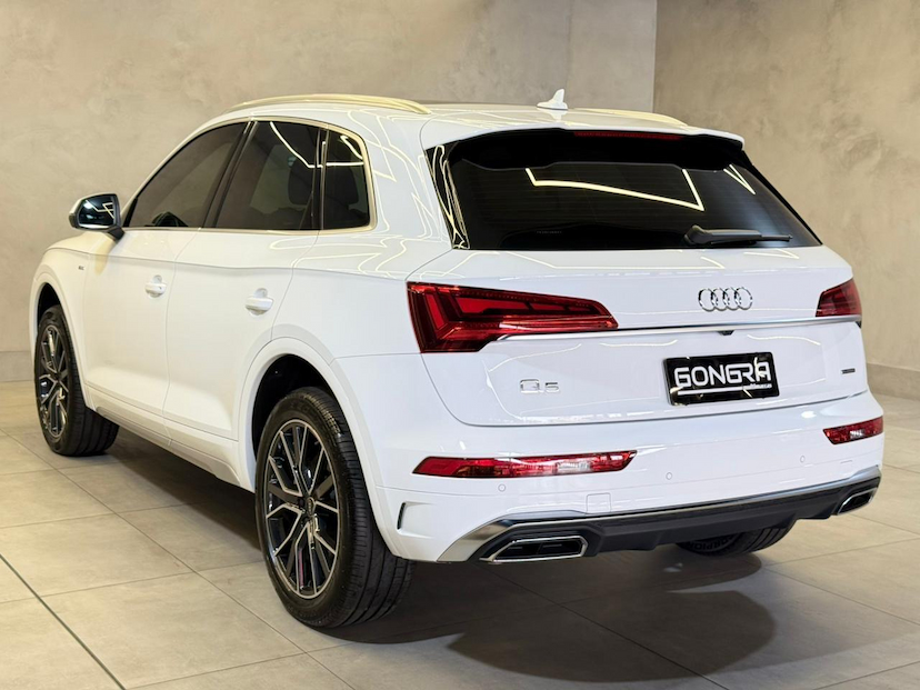 Foto do veículo AUDI Q5  2.0 TFSI 2025 50 KM 369.900,00