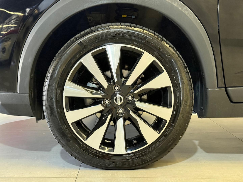 Foto do veículo NISSAN KICKS  SL 1.6 16V 2017 100.291 KM 81.900,00