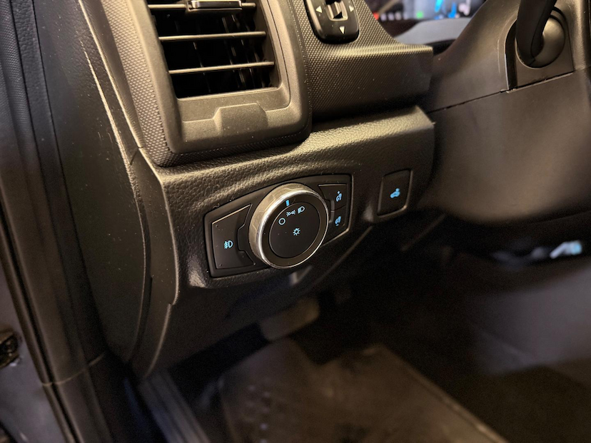 Foto do veículo FORD RANGER RANGER STORM 3.2 20V 4X4 CD DIESEL AUT 2022 78.206 KM 174.900,00