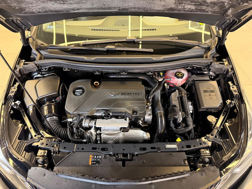 Foto do veículo CHEVROLET CRUZE  LTZ 1.4 TURBO ECOTEC 16V FLEX AUT. 2018 82.004 KM 95.900,00