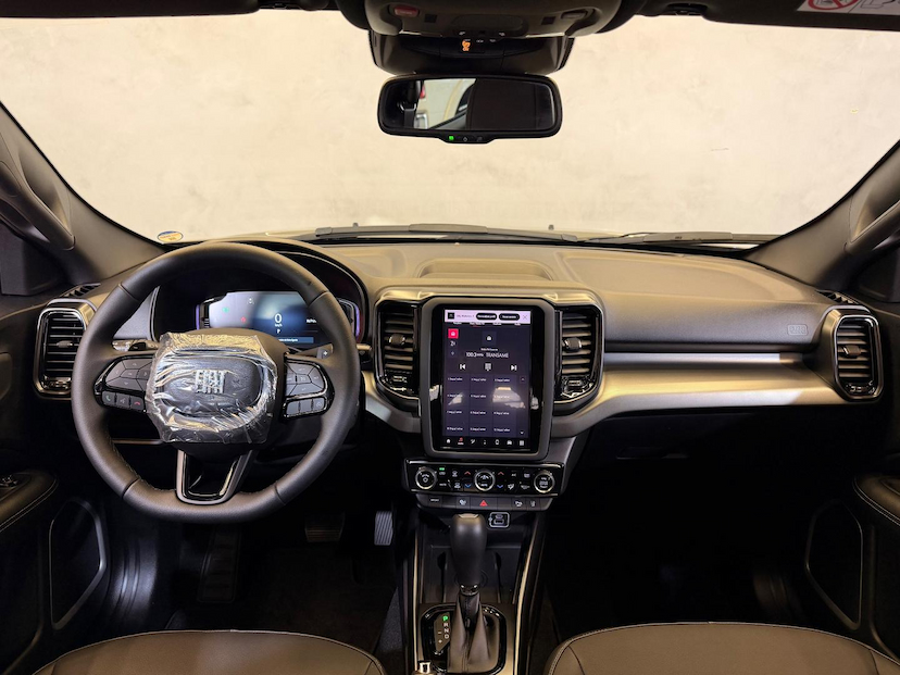 Foto do veículo FIAT TORO  VOLC T270 AT6 2025 45 KM 159.900,00