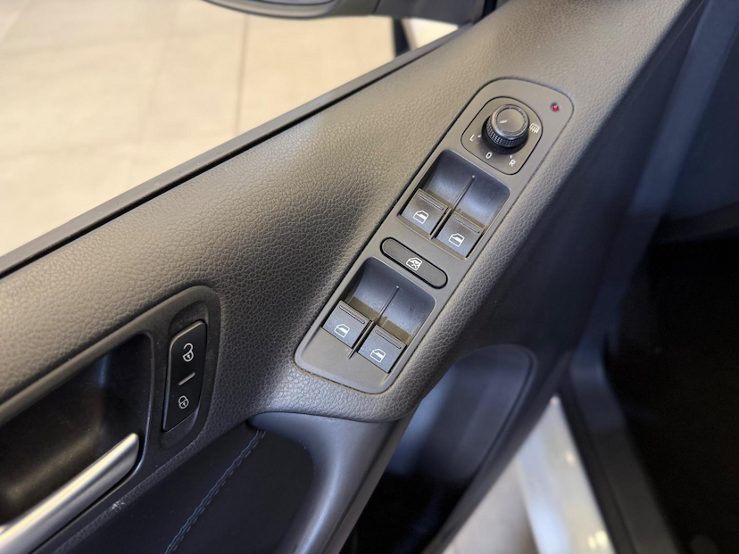 Foto do veículo VOLKSWAGEN TIGUAN  1.4TSI 2017 102.465 KM 84.900,00