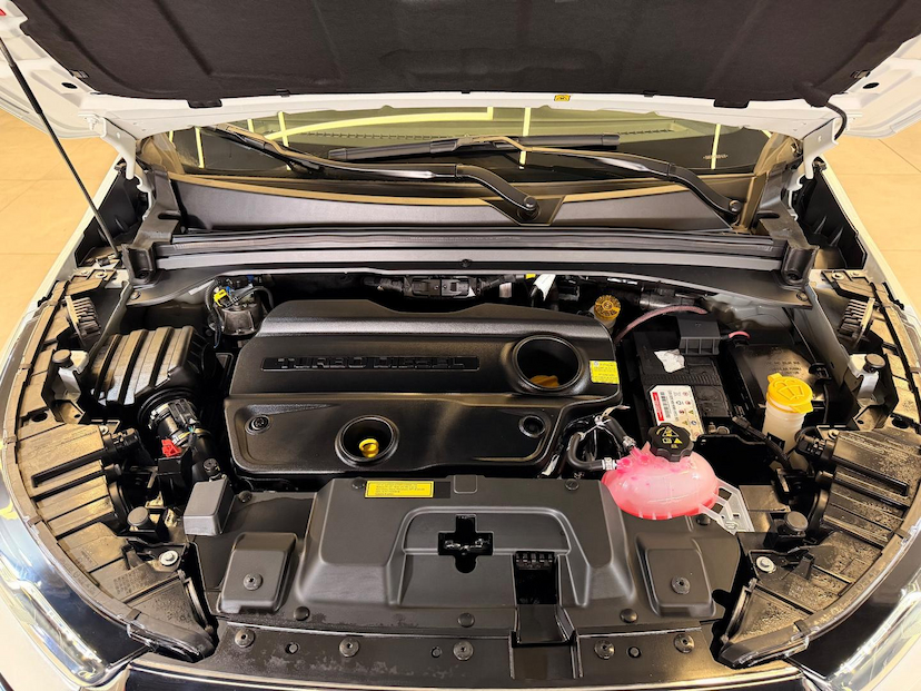 Foto do veículo FIAT TORO  VOLCANO AT9 2025 40 KM 166.900,00