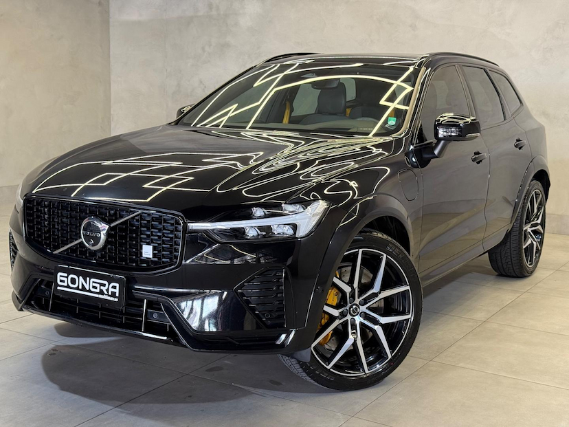 Foto do veículo VOLVO XC60  T8 POLESTAR 2023 26.411 KM 319.900,00