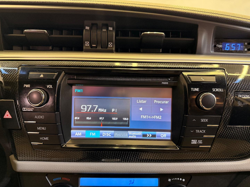 Foto do veículo TOYOTA COROLLA  2.0 XEI 16V FLEX 4P AUTOMATICO 2015 97.522 KM 83.900,00