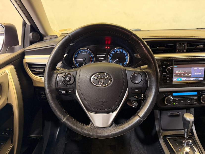 Foto do veículo TOYOTA COROLLA  2.0 XEI 16V FLEX 4P AUTOMATICO 2015 97.522 KM 83.900,00