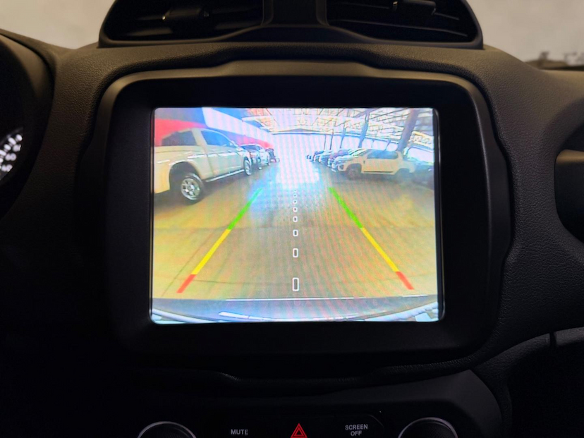 Foto do veículo JEEP RENEGADE  LNGTD AT 2021 89.820 KM 87.900,00