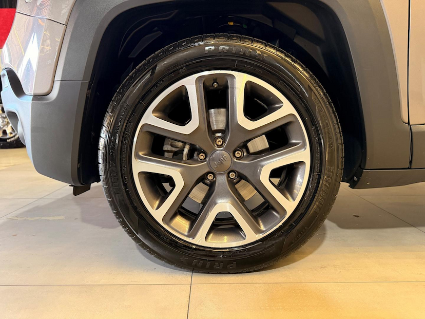 Foto do veículo JEEP RENEGADE  LNGTD AT 2021 89.820 KM 87.900,00