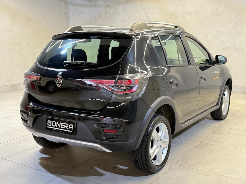 Foto do veículo RENAULT SANDERO  SZE16MT 2022 58.301 KM 69.900,00