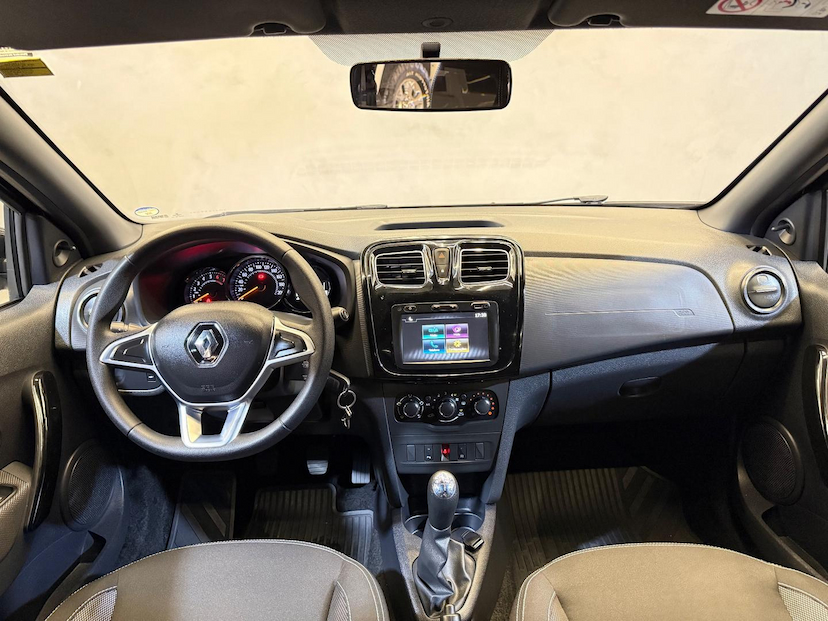 Foto do veículo RENAULT SANDERO  SZE16MT 2022 58.301 KM 69.900,00