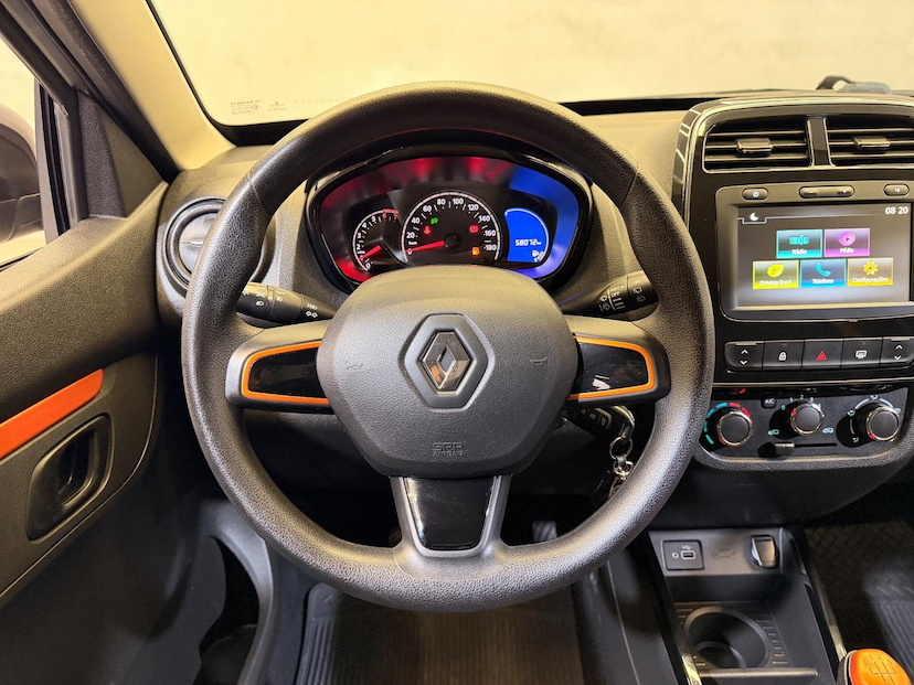 Foto do veículo RENAULT KWID  OUTSIDER 1.0 FLEX 12V 5P MEC 2022 58.047 KM 54.900,00