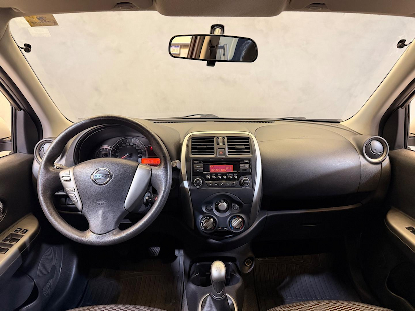 Foto do veículo NISSAN MARCH  16SV 2016 1.511.958 KM 46.900,00