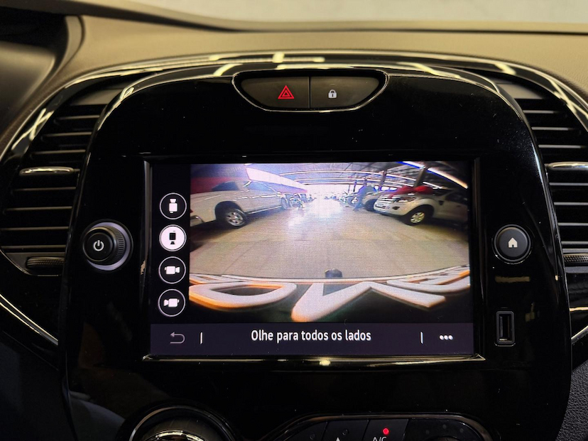 Foto do veículo RENAULT CAPTUR  ICO13TCVT 2022 55.780 KM 96.900,00
