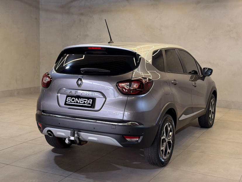 Foto do veículo RENAULT CAPTUR  ICO13TCVT 2022 55.780 KM 96.900,00