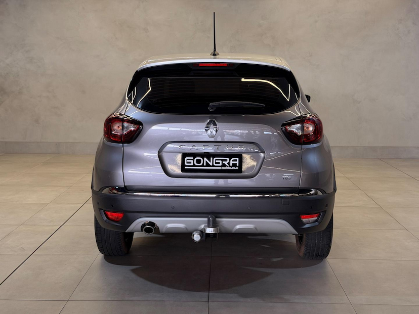 Foto do veículo RENAULT CAPTUR  ICO13TCVT 2022 55.780 KM 96.900,00
