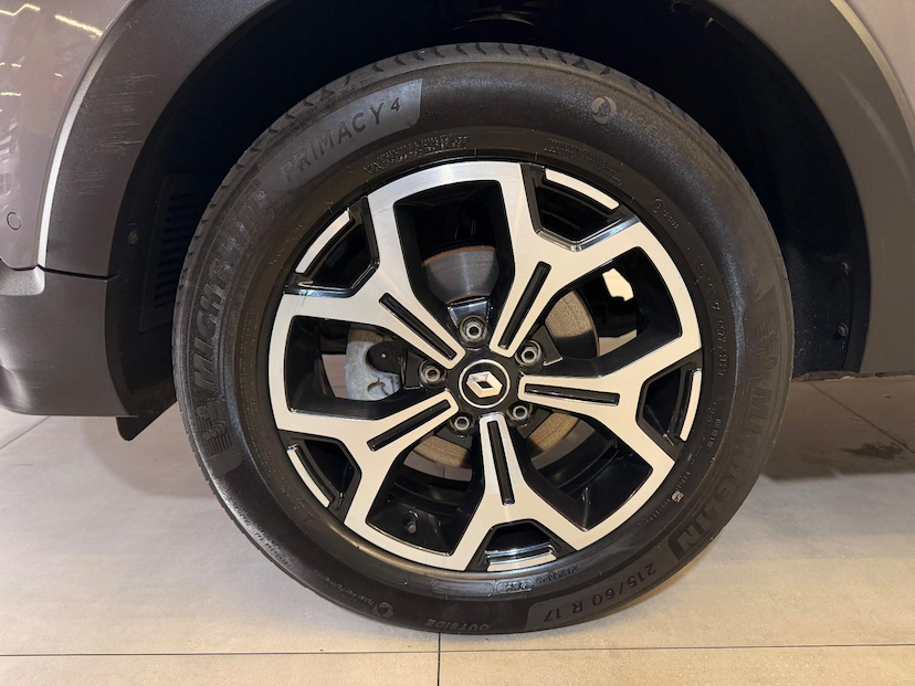 Foto do veículo RENAULT CAPTUR  ICO13TCVT 2022 55.780 KM 96.900,00