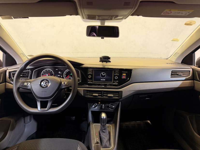 Foto do veículo VOLKSWAGEN POLO  COMFORT 200 TSI 1.0 FLEX 12V AUT 2020 89.545 KM 75.900,00