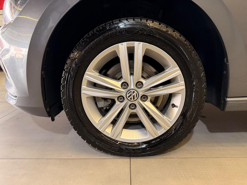 Foto do veículo VOLKSWAGEN POLO  COMFORT 200 TSI 1.0 FLEX 12V AUT 2020 89.545 KM 75.900,00