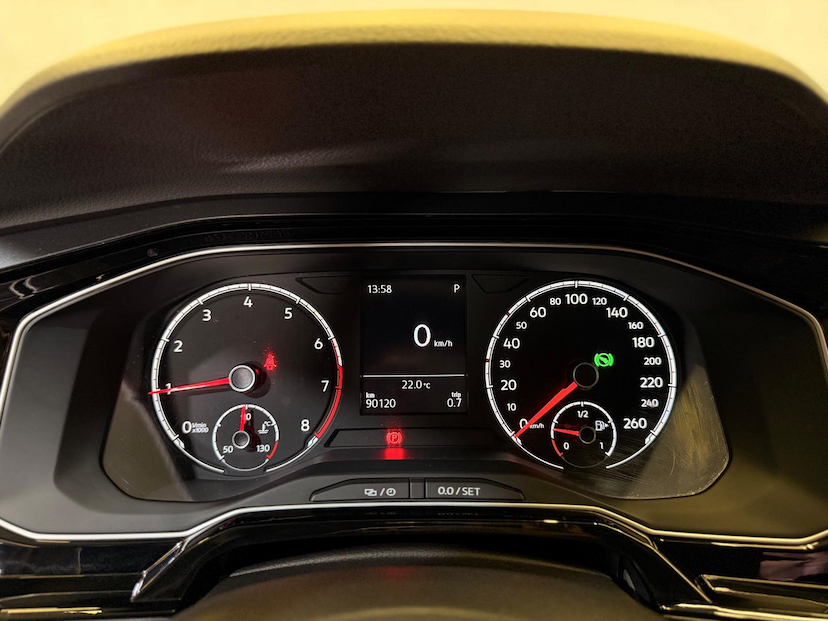Foto do veículo VOLKSWAGEN POLO  COMFORT 200 TSI 1.0 FLEX 12V AUT 2020 89.545 KM 75.900,00