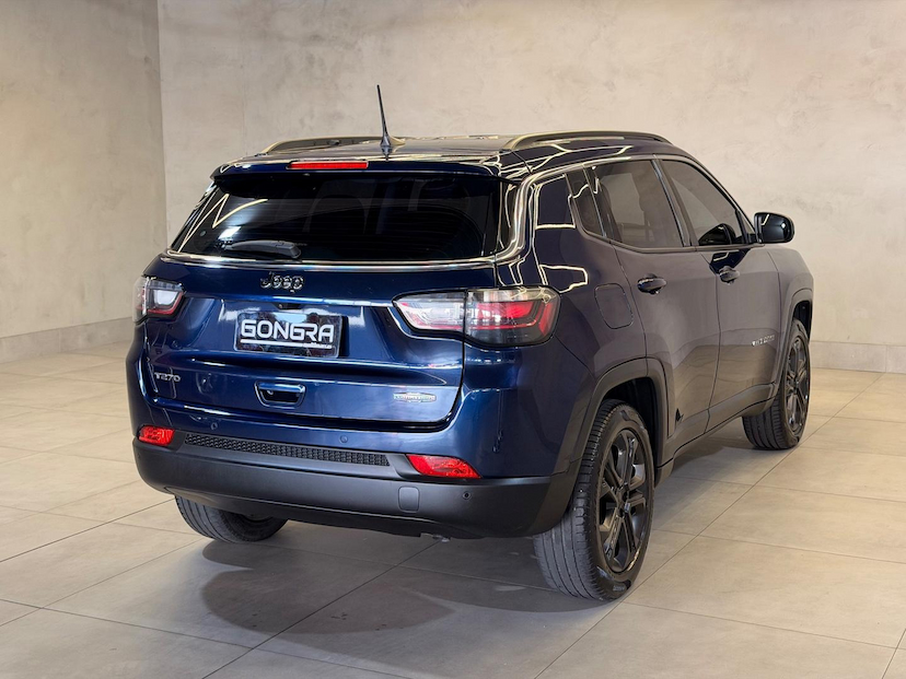Foto do veículo JEEP COMPASS  LONG. T270 1.3 TB 4X2 FLEX AUT. 2022 61.943 KM 118.900,00