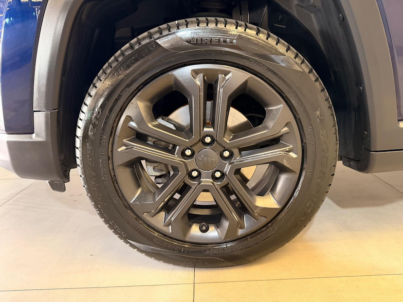 Foto do veículo JEEP COMPASS  LONG. T270 1.3 TB 4X2 FLEX AUT. 2022 61.943 KM 118.900,00