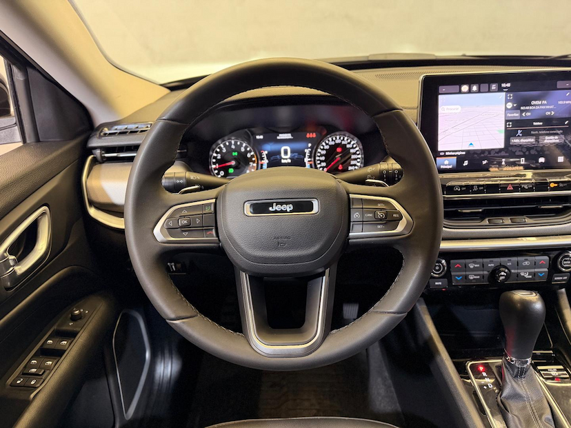 Foto do veículo JEEP COMPASS  LONG. T270 1.3 TB 4X2 FLEX AUT. 2022 61.943 KM 118.900,00