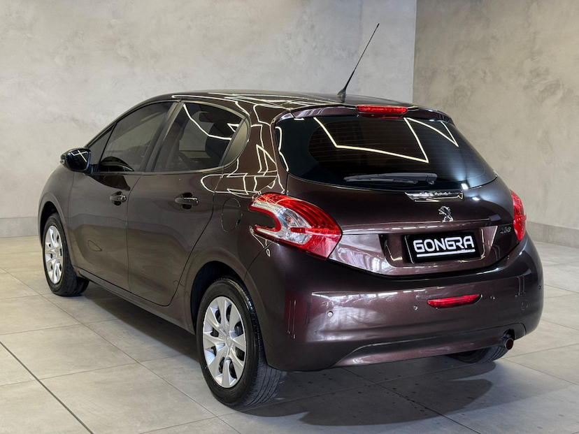 Foto do veículo PEUGEOT 208  ACTIVE 2014 84.000 KM 42.900,00
