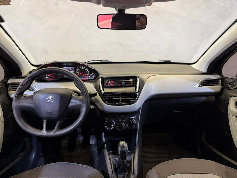 Foto do veículo PEUGEOT 208  ACTIVE 2014 84.000 KM 42.900,00
